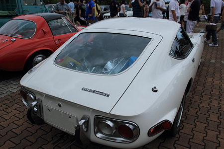 P18-ﾄﾖﾀ2000GT後.JPG
