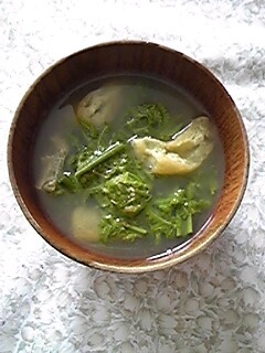 こごみの味噌汁_02