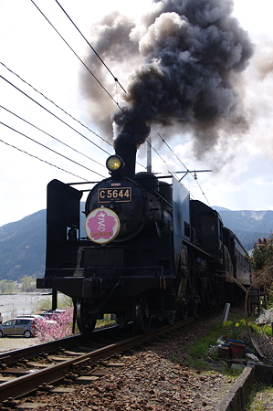 C56+スハ43系+オハ35系+E10かわね路号