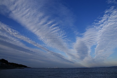 河和の東空